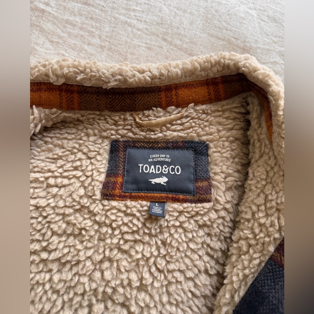 Toad & Co. Sherpa Lined Plaid Jacket (Size L) - Picture 6 of 7
